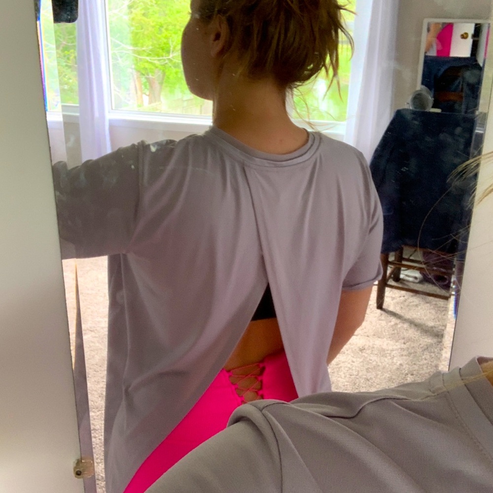 Fabletics Open Back Yoga Tee